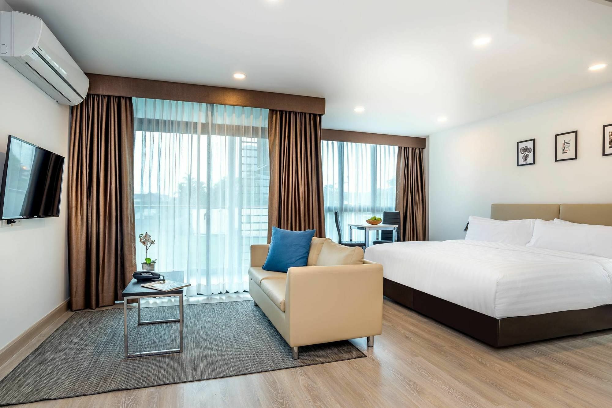 The Rizin Hotel Pattaya Ngoại thất bức ảnh